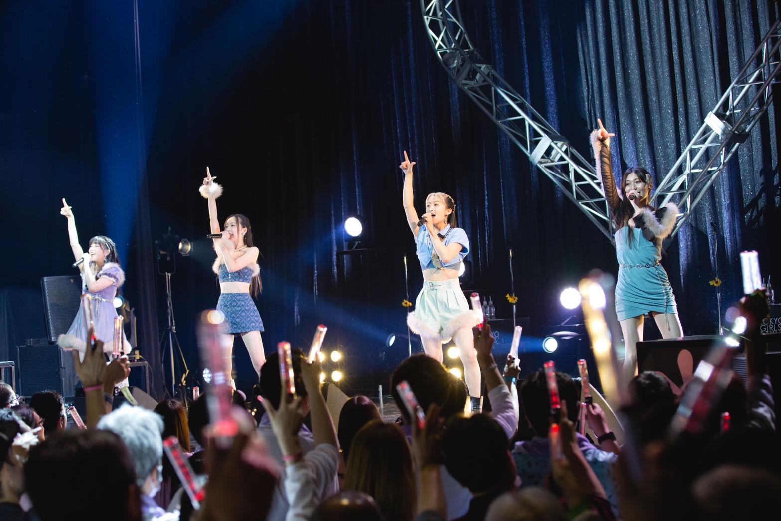 【ライブレポート】 東京女子流、満員のZepp Shinjukuで14周年ライブを開催！ 「東京女子流はもう、本当に私の人生です」